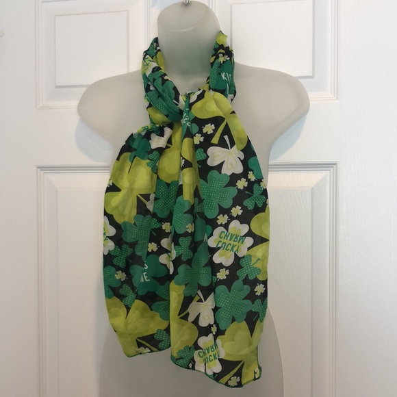 Vintage Accessories - VTG Saint Patrick’s Lucky Charm Scarf